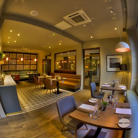 The Orchid Hotel-3